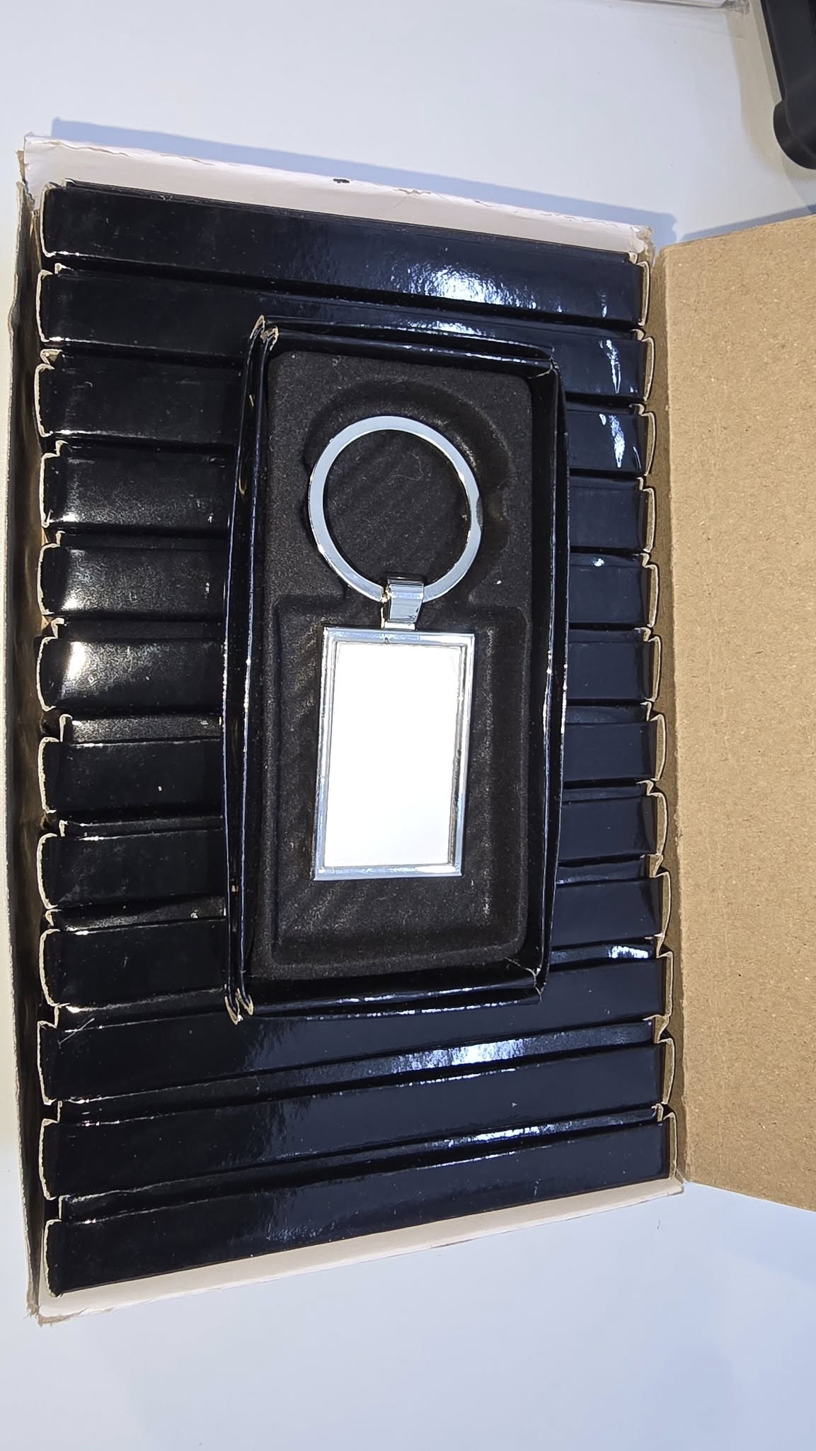 Llavero Metalico Sublimable Forma Rectangular incluye cajita