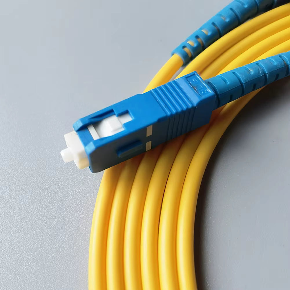 Cable de conexión de fibra óptica